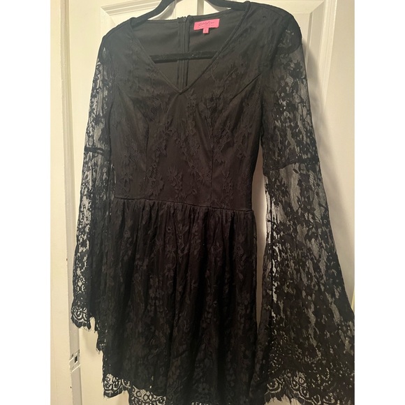 Love Witch Lace Bell Sleeved Mini Dress - Picture 6 of 9